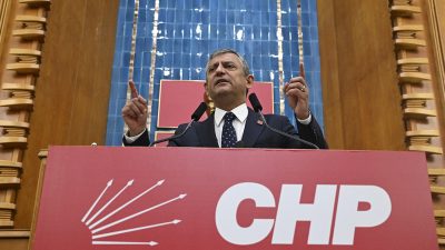 CHP Grup Başkanı Özgür Özel’in kürsüden yaptığı veda konuşmasının ardından