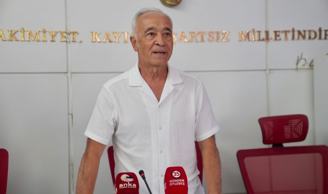 İzmir Seferihisar Belediye Başkanı İsmail Yetişkin’in rüşvet soruşturması kapsamında tutuklanıp