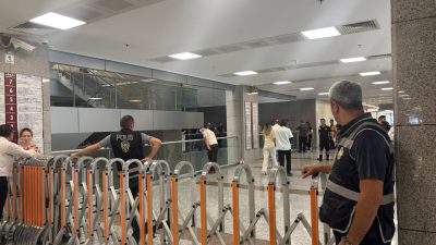 İstanbul Çağlayan Adliyesi’nde bugün kan donduran bir olay yaşandı. Hırsızlık