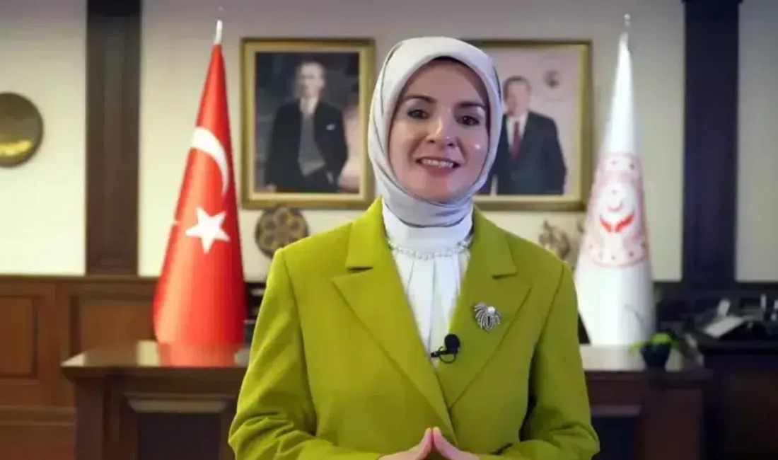 Aile ve Sosyal Hizmetler Bakanı Mahinur Özdemir Göktaş, çalışan ebeveynleri