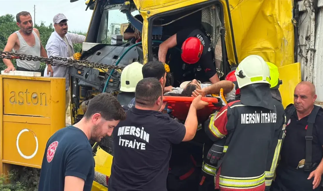 Mersin’in Tarsus ilçesinde iki tırın kafa kafaya çarpışması sonucu meydana