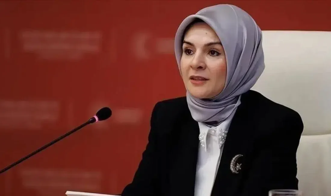 Aile ve Sosyal Hizmetler Bakanı Mahinur Özdemir Göktaş, katıldığı canlı