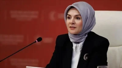 Aile ve Sosyal Hizmetler Bakanı Mahinur Özdemir Göktaş, katıldığı canlı