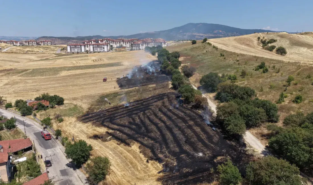 Karabük’te hasat sezonunda korkutan bir yangın meydana geldi. Ekin tarlasında