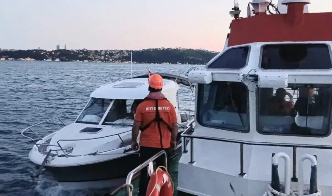 İstanbul Sarıyer açıklarında su almaya başlayan 8 metrelik teknede can