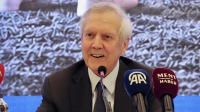 Fenerbahçe’de transfer hareketliliği tüm hızıyla sürerken, başkan adayı Aziz Yıldırım