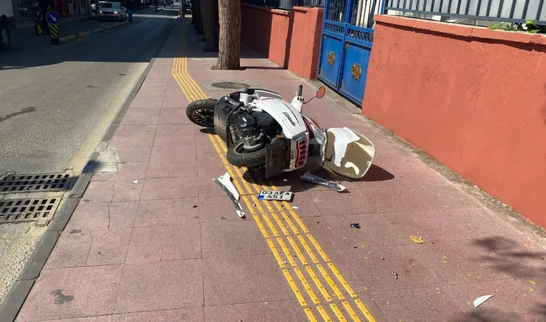 Aydın’ın Efeler ilçesinde otomobil ile motosikletin çarpışması sonucu meydana gelen