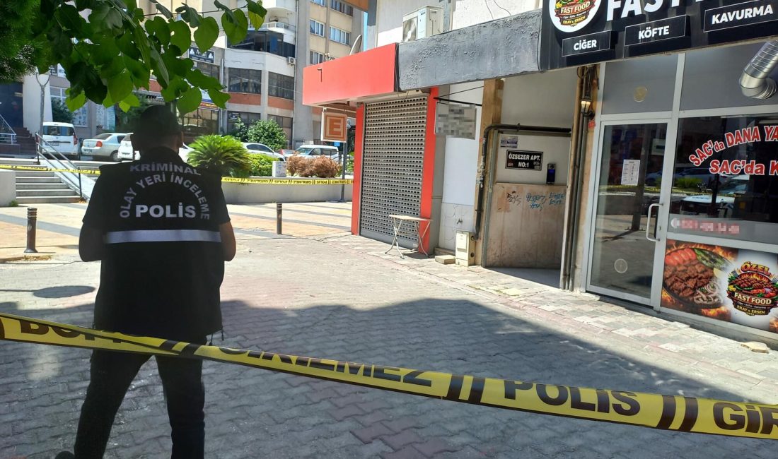 Manisa’nın Şehzadeler ilçesinde, 5’inci kattaki evinin balkonundan şüpheli bir şekilde