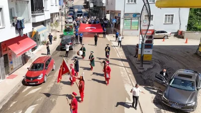 Ordu’nun Aybastı ilçesinde asırlardır yaşatılan dev organizasyon muhteşem bir kortej