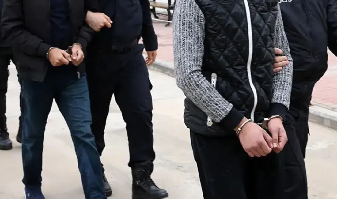 İstanbul’dan Ankara’ya uyuşturucu taşıdığı belirlenen bir otomobil, Sakarya’da düzenlenen nefes