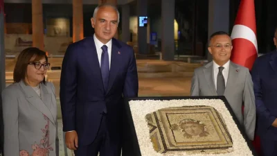ABD’den Türkiye’ye büyük çabalarla iadesi sağlanan benzersiz tarihi mozaiğin tanıtım
