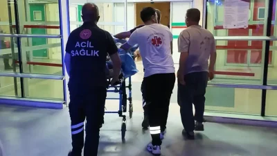 Kırıkkale’nin Keskin ilçesinde tansiyonu yükselten araç parkı tartışması, sokak ortasında