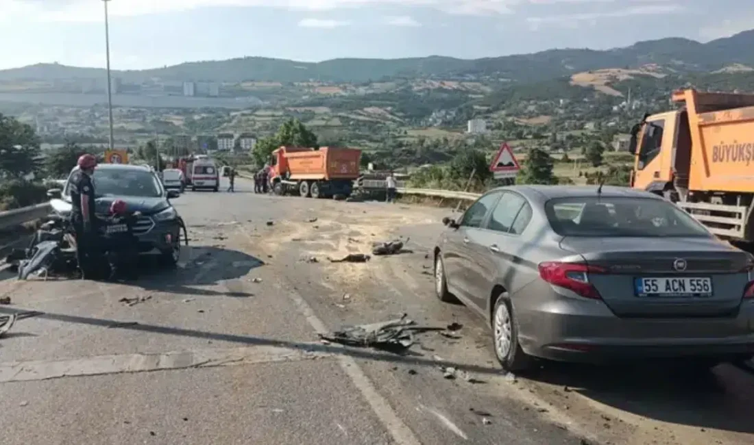 Samsun’un İlkadım ilçesinde saman yüklü bir tırın freninin tutmaması sonucu