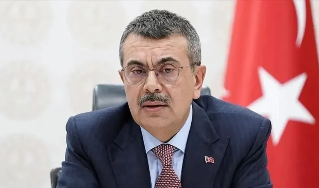 Milli Eğitim Bakanı Yusuf Tekin, milyonlarca adayın büyük bir heyecanla