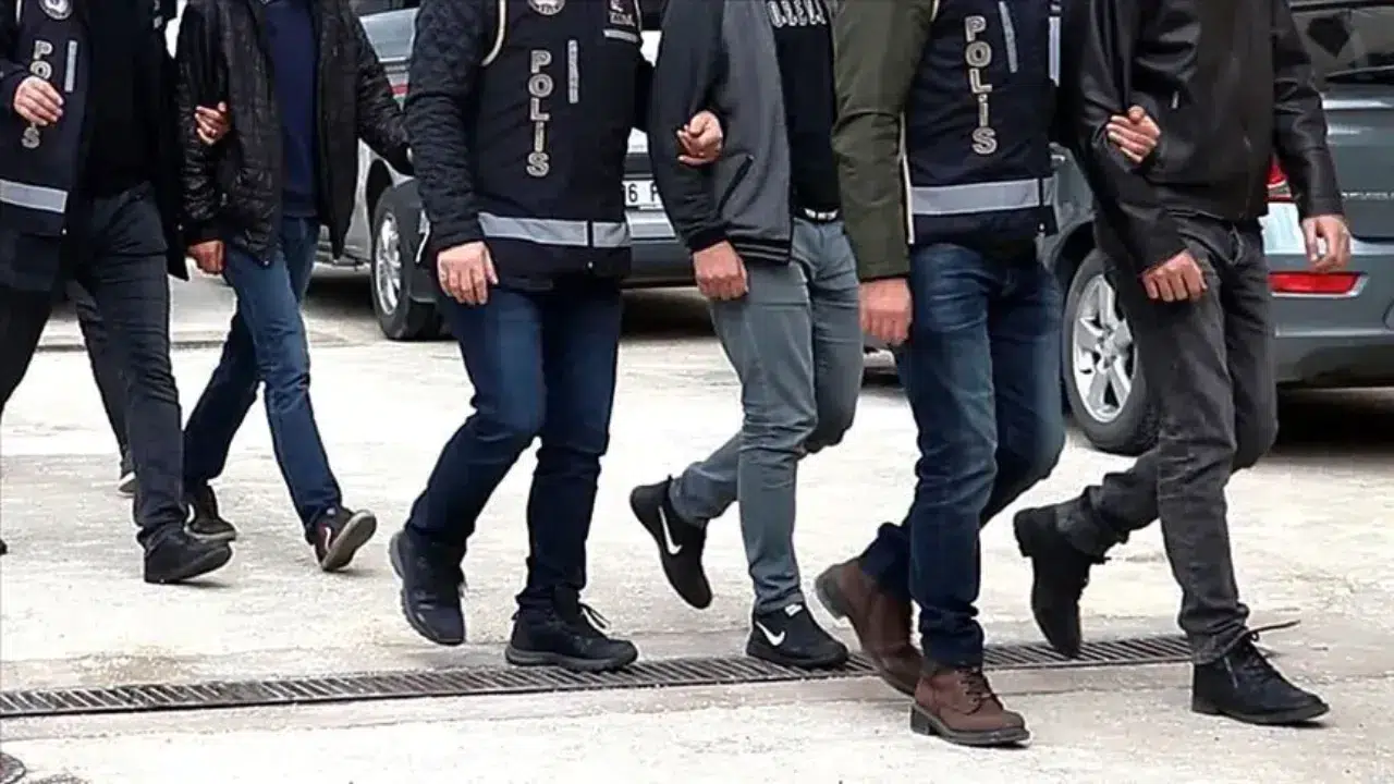 İstanbul merkezli 4 ilde terör örgütü DEAŞ’a yönelik gerçekleştirilen dev