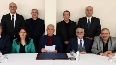 Türkiye’de siyaset gündemini sarsacak tarihi bir adım atılıyor. “Terörsüz Türkiye”