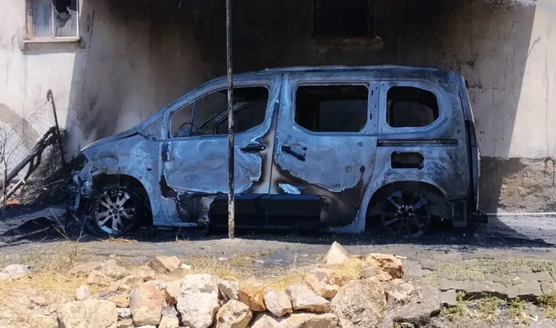 Siirt’in Pervari ilçesinde park halindeki bir araçta başlayan ve kısa