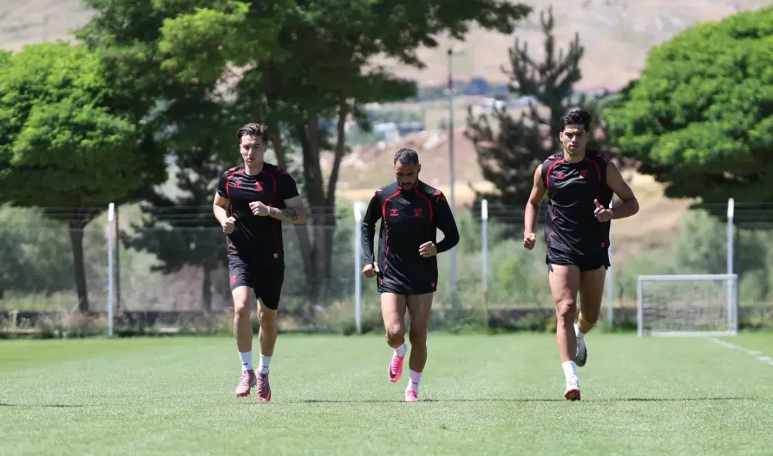 Trendyol Süper Lig ekiplerinden Sivasspor, FIFA’dan gelen şok bir kararla