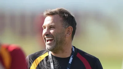 Yeni sezon hazırlıklarını tüm hızıyla sürdüren Galatasaray’da sıcak gelişmeler yaşanırken