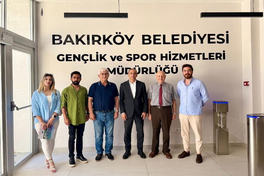 İstanbul Yeni Yüzyıl Üniversitesi Spor Bilimleri Fakültesi Dekanı Prof. Dr.