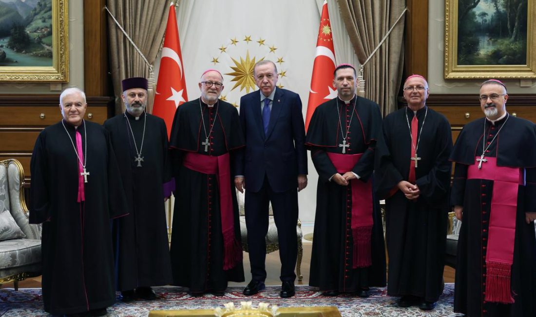 Cumhurbaşkanı Recep Tayyip Erdoğan, Beştepe’de son derece dikkat çeken bir