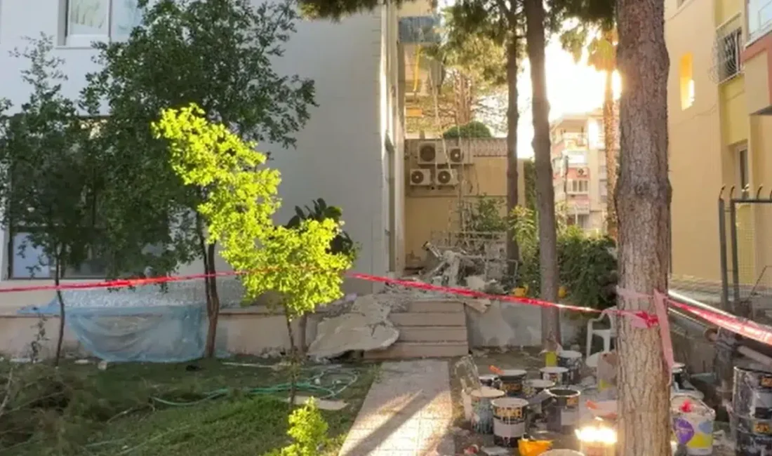 İzmir’in Balçova ilçesinde 9 katlı bir binanın dış cephe çalışması
