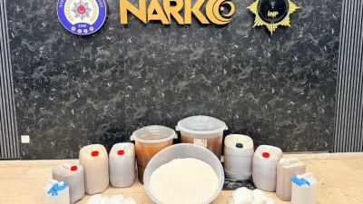İstanbul Emniyeti Şişli’de zehir tacirlerine darbe indirmek için düğmeye bastı.