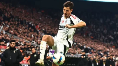 Siyah-beyazlı camiada hareketli saatler yaşanıyor. Beşiktaş Kulübü’nden yapılan resmi açıklamayla