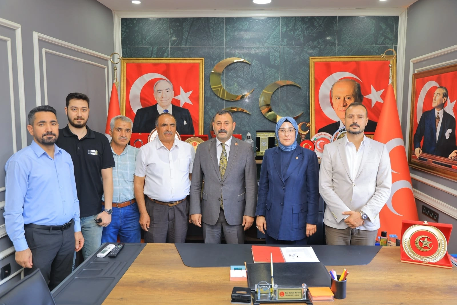 AK Parti Şanlıurfa Milletvekili Yazmacı'dan MHP İl Başkanı Mutlu'ya Hayırlı Olsun Ziyareti AK Parti Şanlıurfa Milletvekili Yazmacı'dan MHP İl Başkanı Mutlu'ya Hayırlı Olsun Ziyareti