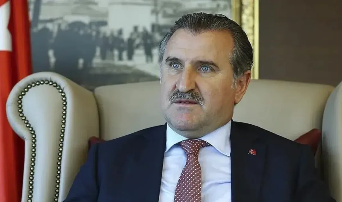 Tarihi Kırkpınar Yağlı Güreşleri’nde nefes kesen mücadelelerin ardından başpehlivanlık unvanını
