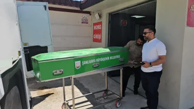 Şanlıurfa’nın Haliliye ilçesinde boş bir arazide battaniyeye sarılı halde bulunan