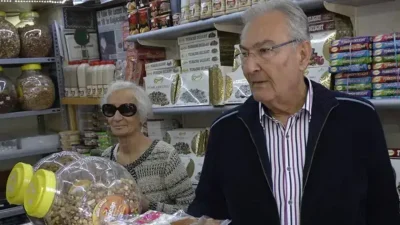 Türk siyasetinin önemli isimlerinden eski CHP Genel Başkanı merhum Deniz