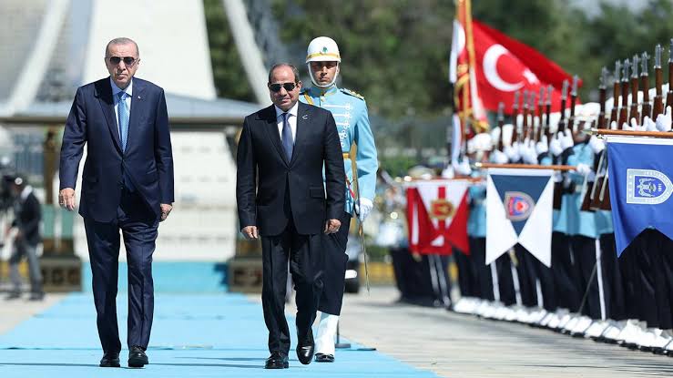 The New Arab: Türkiye-Mısır askeri iş birliği İsrail'i neden rahatsız ediyor? The New Arab: Türkiye-Mısır askeri iş birliği İsrail'i neden rahatsız ediyor?