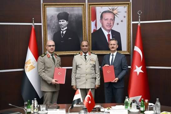 Arab News: Türkiye savunma sanayisi ile yeni bir denklem oluşturuyor! Arab News: Türkiye savunma sanayisi ile yeni bir denklem oluşturuyor!