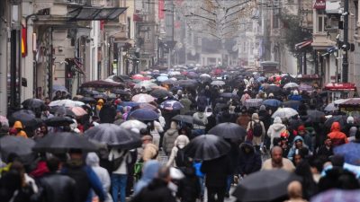 Son günlerde yurt genelinde etkili olan kavurucu sıcaklar bugünden itibaren