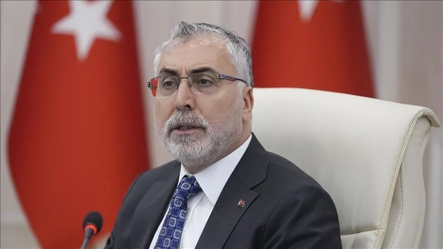 Çalışma ve Sosyal Güvenlik Bakanı Vedat Işıkhan, Elazığ’da katıldığı programda