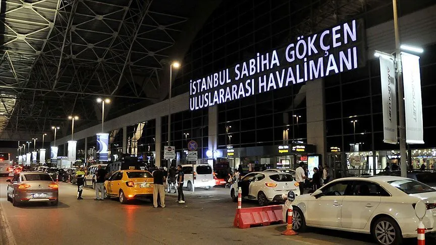 15 Temmuz resmi tatilini hafta sonuyla birleştiren tatilciler Sabiha Gökçen