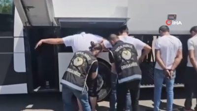 İstanbul’da polisin TEM Otoyolu üzerinde düzenlediği nefes kesen operasyonda, bir