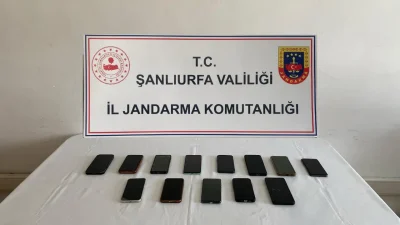 Şanlıurfa’da düzenlenen operasyonda, başkalarının yerine motorlu taşıtlar sınavına giren ve