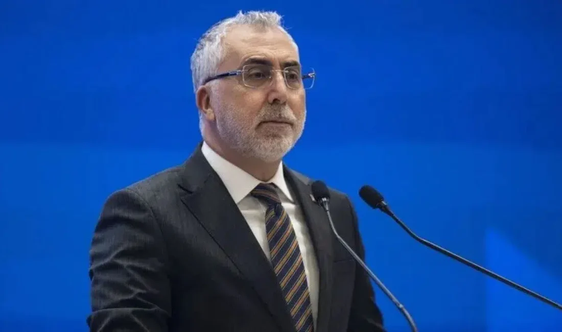 En düşük emekli maaşına yapılacak artışla ilgili milyonların beklediği açıklama