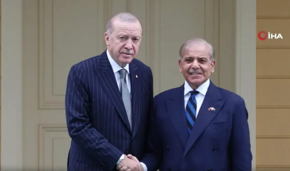 Cumhurbaşkanı Recep Tayyip Erdoğan, Pakistan Başbakanı Şahbaz Şerif’i kabul etti.
