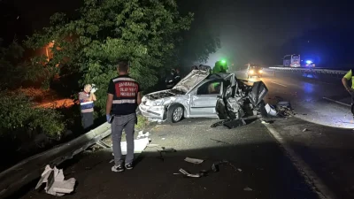 Anadolu Otoyolu’nun Kocaeli kesiminde meydana gelen feci kazada tır ile