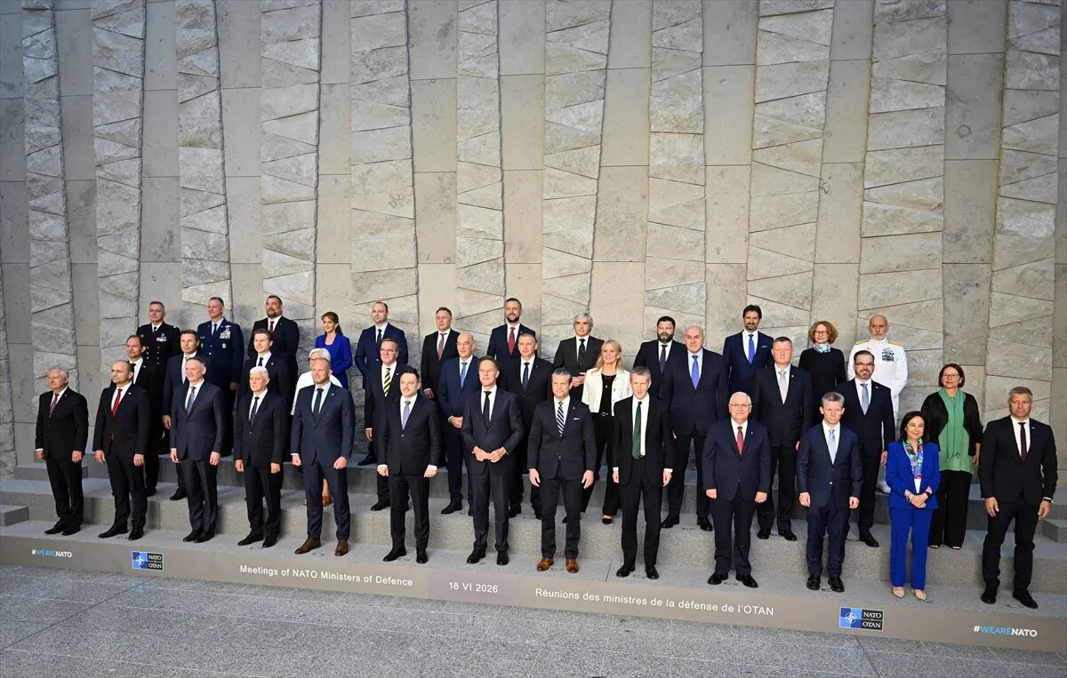 La Stampa: NATO Zirvesi Avrupa-Trump hesaplaşmasına mı dönüşecek?